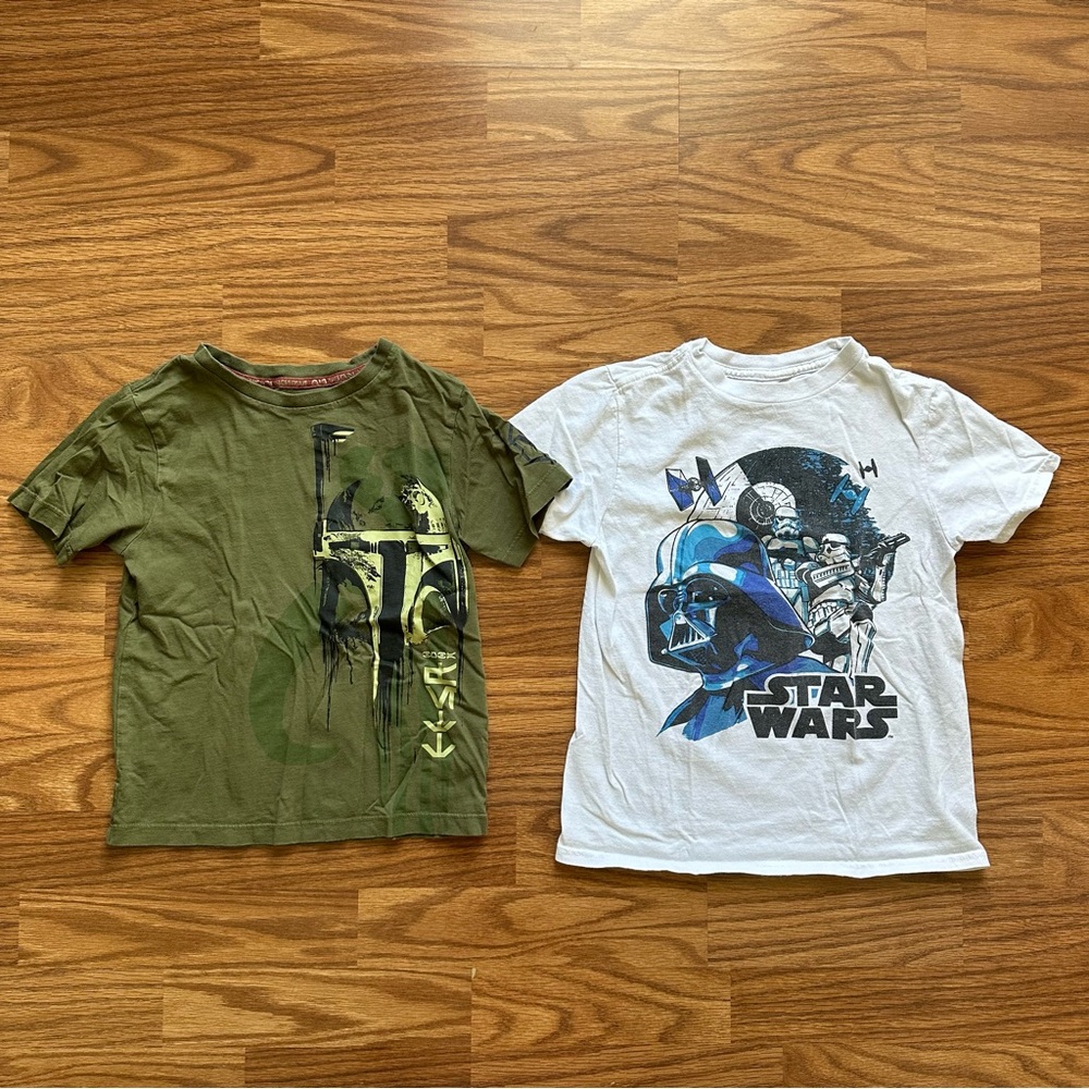 Lot 2x Star Wars Boys Small Short Sleeve Tee Shirts Darth Vader Boba Fett EUC!